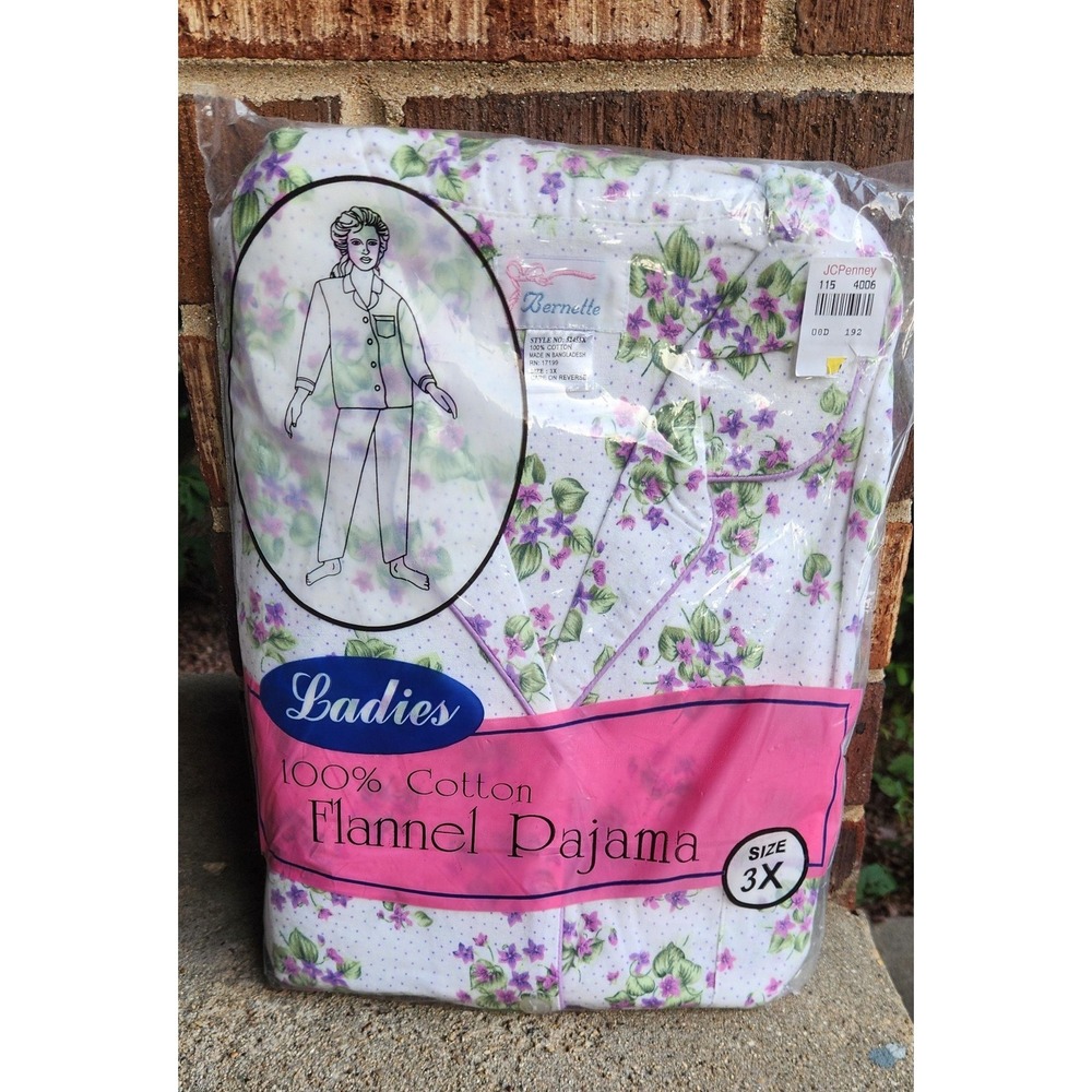 VTG Bernette Pajama Set Womens 3X White Purple Floral Flannel Cotton Sleepwear